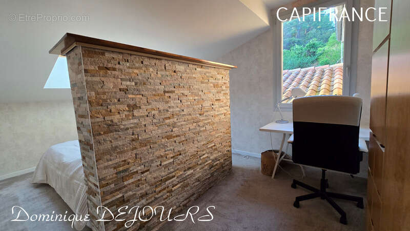 Maison à SAINT-FORTUNAT-SUR-EYRIEUX