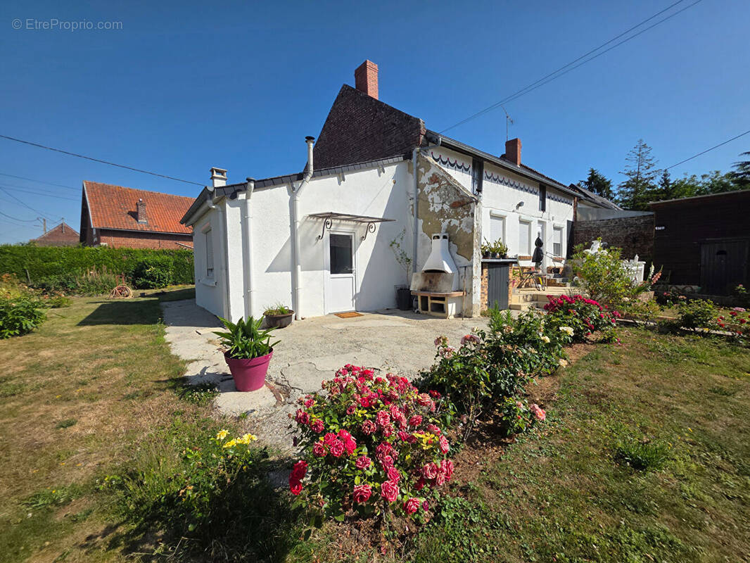 Maison à LE MESNIL-SAINT-FIRMIN