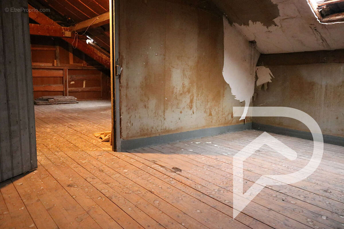 Maison à RIBECOURT-DRESLINCOURT