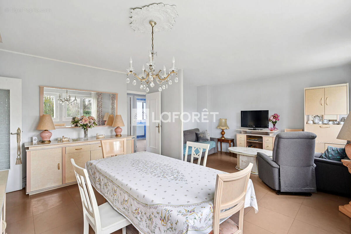 Appartement à VILLIERS-LE-BEL