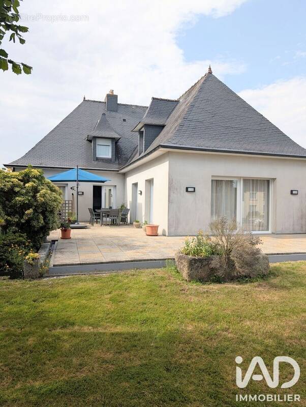 Photo 1 - Maison à CARHAIX-PLOUGUER