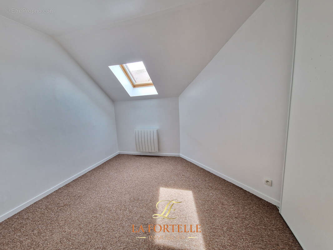Appartement à HOUDAN