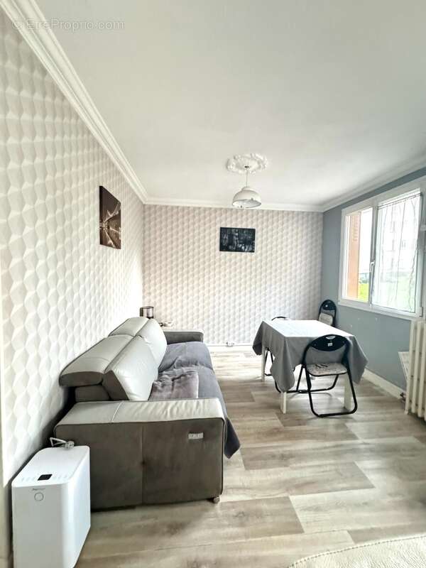 Appartement à MANTES-LA-VILLE