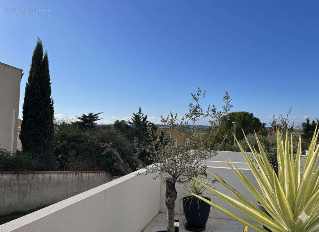 Maison à VILLEVEYRAC