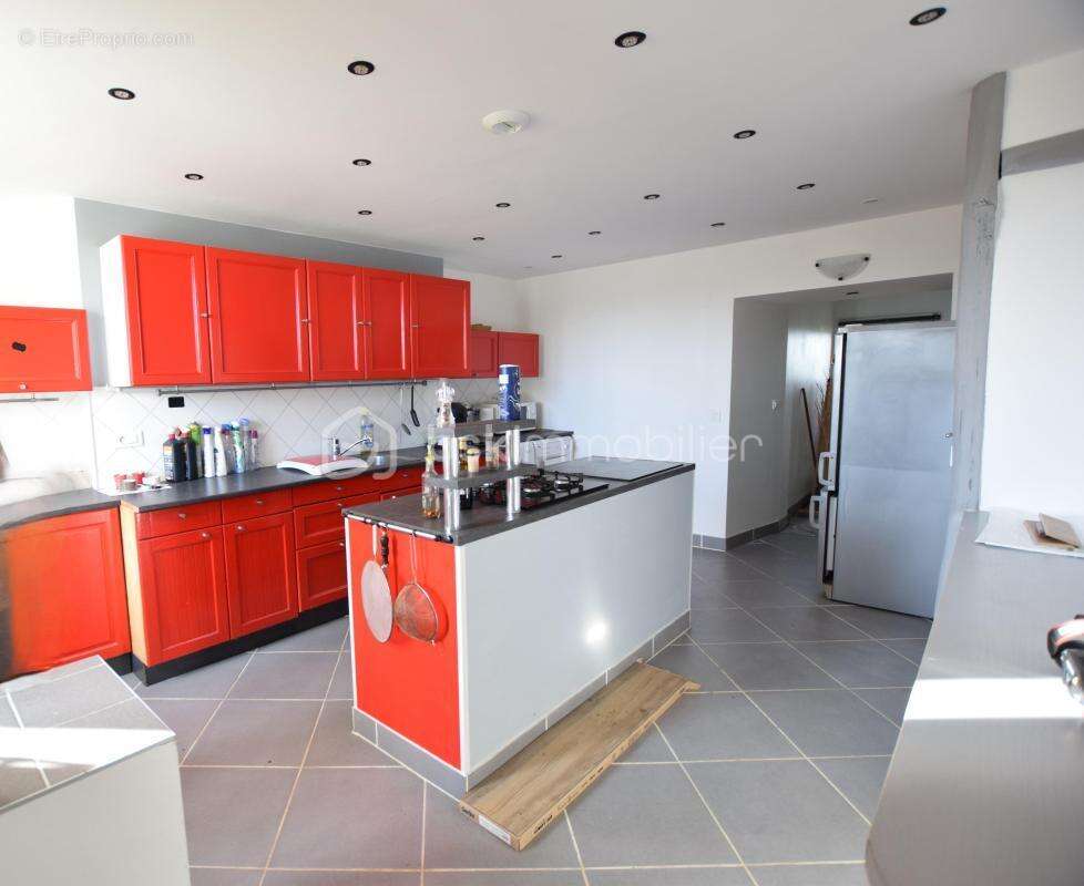 Maison à MONTMIRAIL