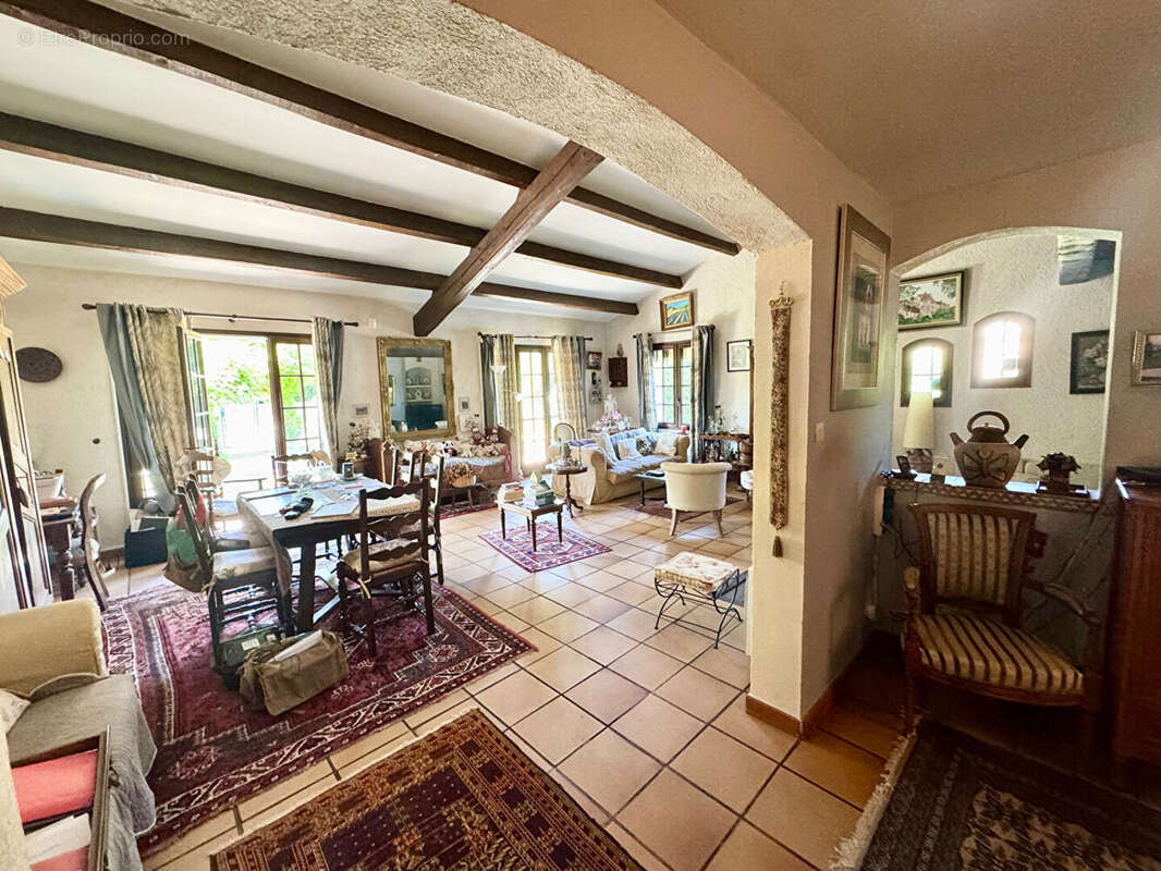 Maison à GONFARON