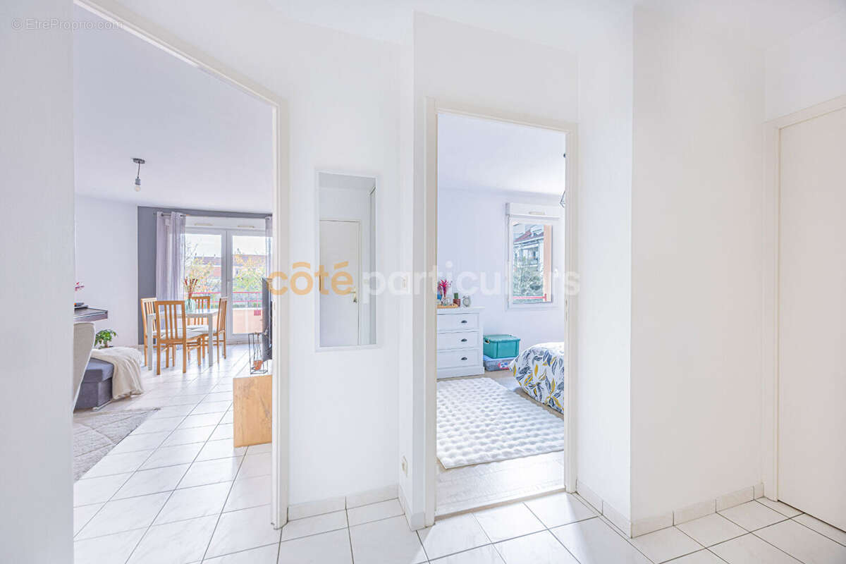 Appartement à SAINT-SEBASTIEN-SUR-LOIRE