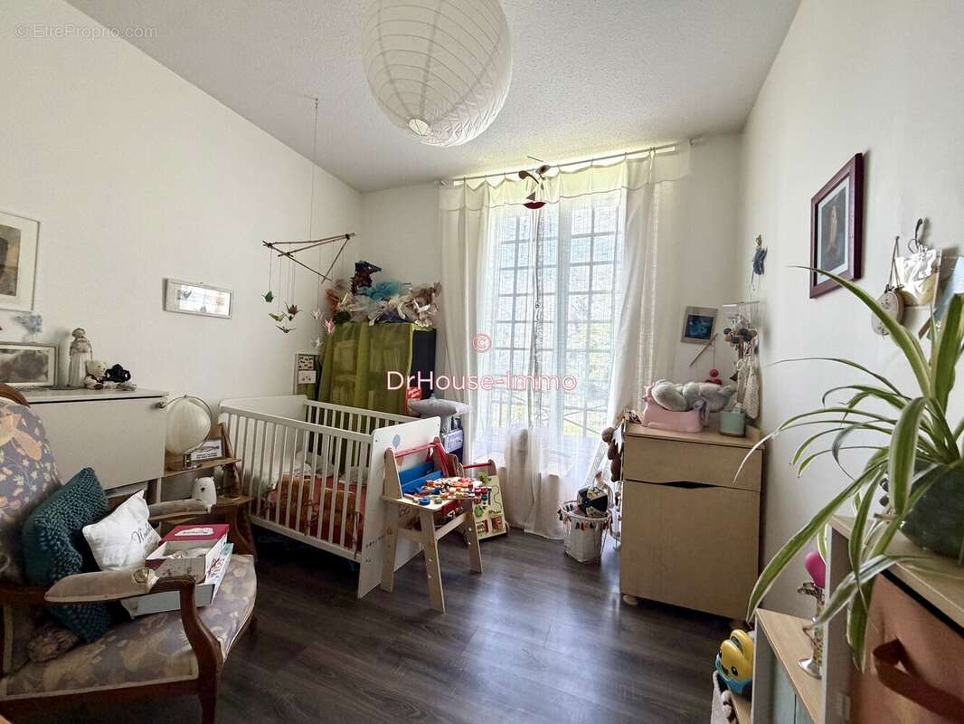 Appartement à COSNAC