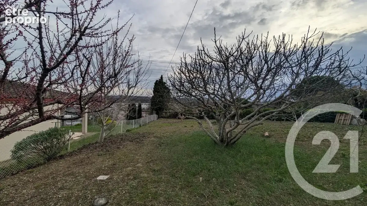 Maison à PORT-SAINTE-MARIE