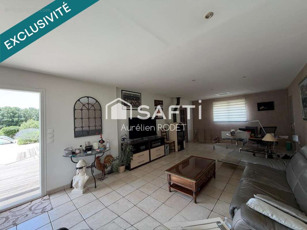 Maison 122 m² à Vatan  - photo 5