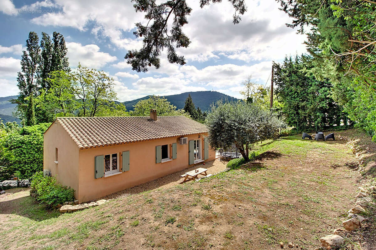 Maison à BARGEMON