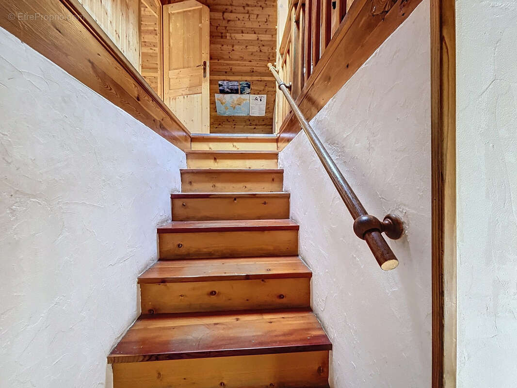 Maison à LA CONDAMINE-CHATELARD