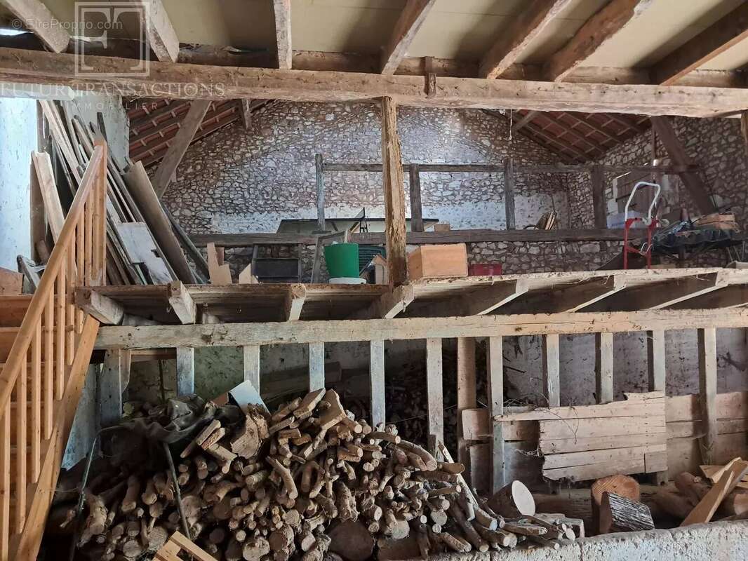 2 maisons grange sur 1,4ha - photo 14