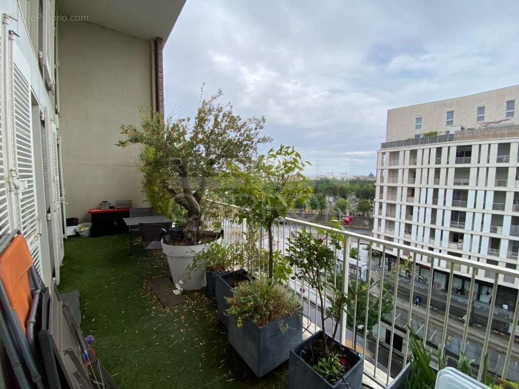 Appartement à LYON-8E
