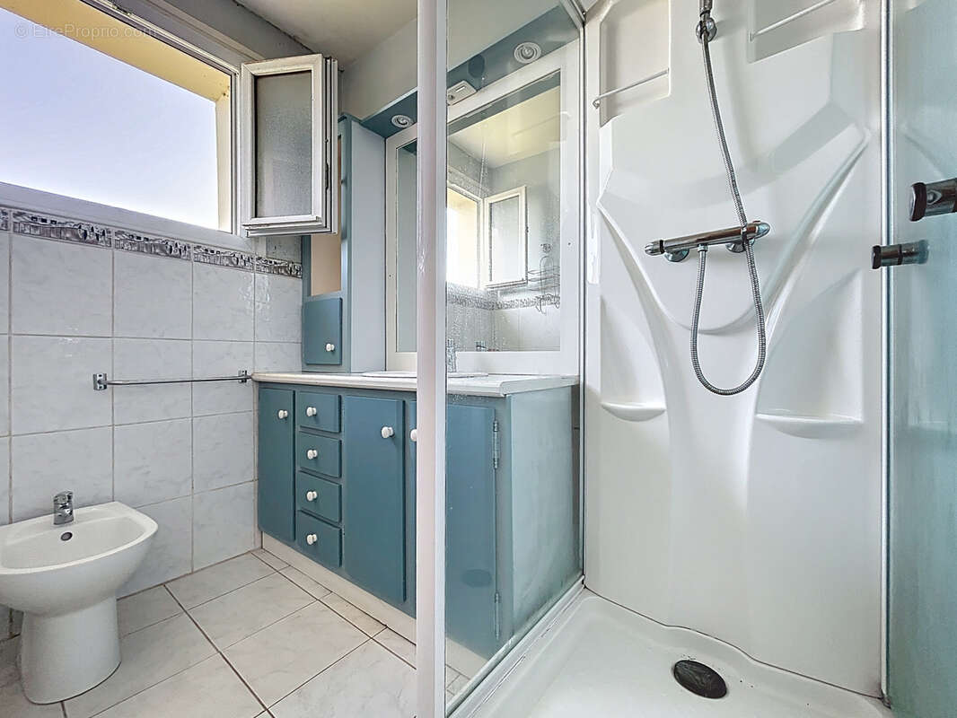 Maison à GOUVILLE-SUR-MER