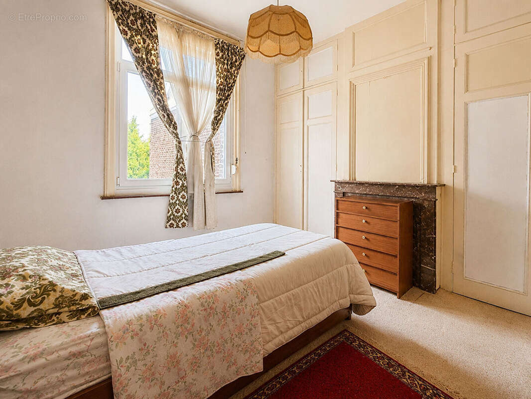 Maison bourgeoise mitoyenne 8 pièces, 4 chambres avec jardin - photo 8
