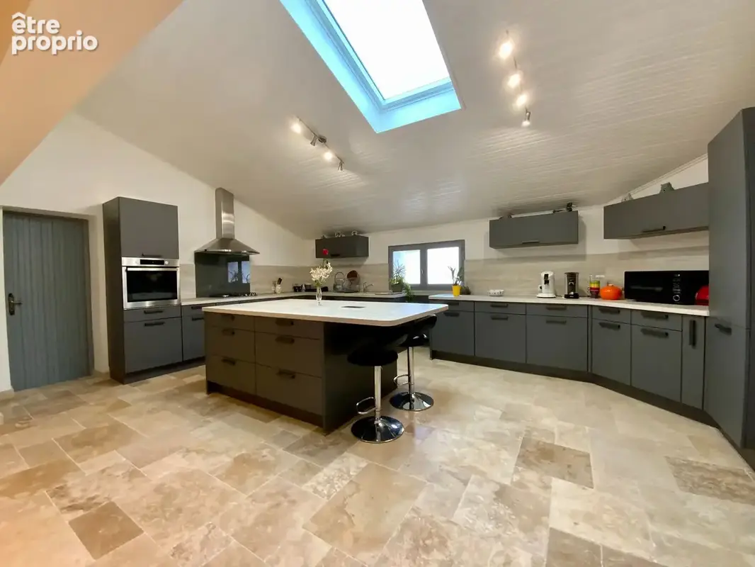 Belle longère proche Mirambeau + gîte indépendant. - photo 8