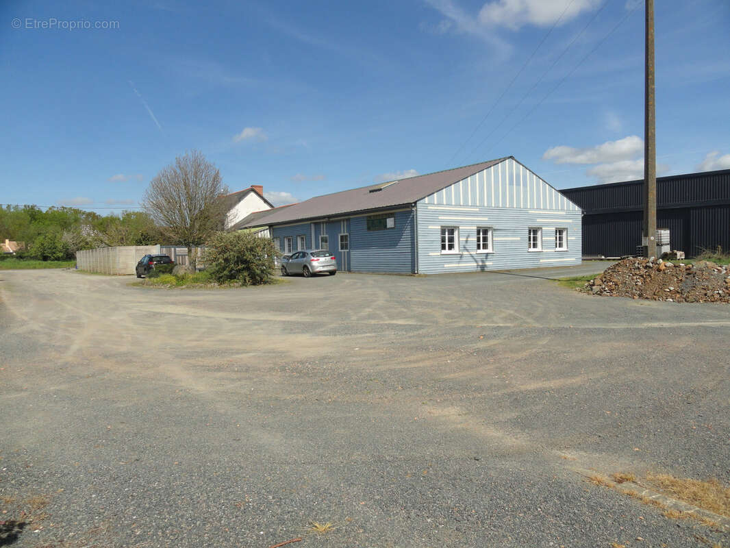 Maison à SAINT-VARENT