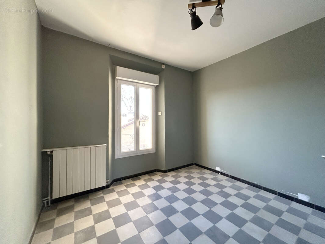 Maison à LEZIGNAN-CORBIERES