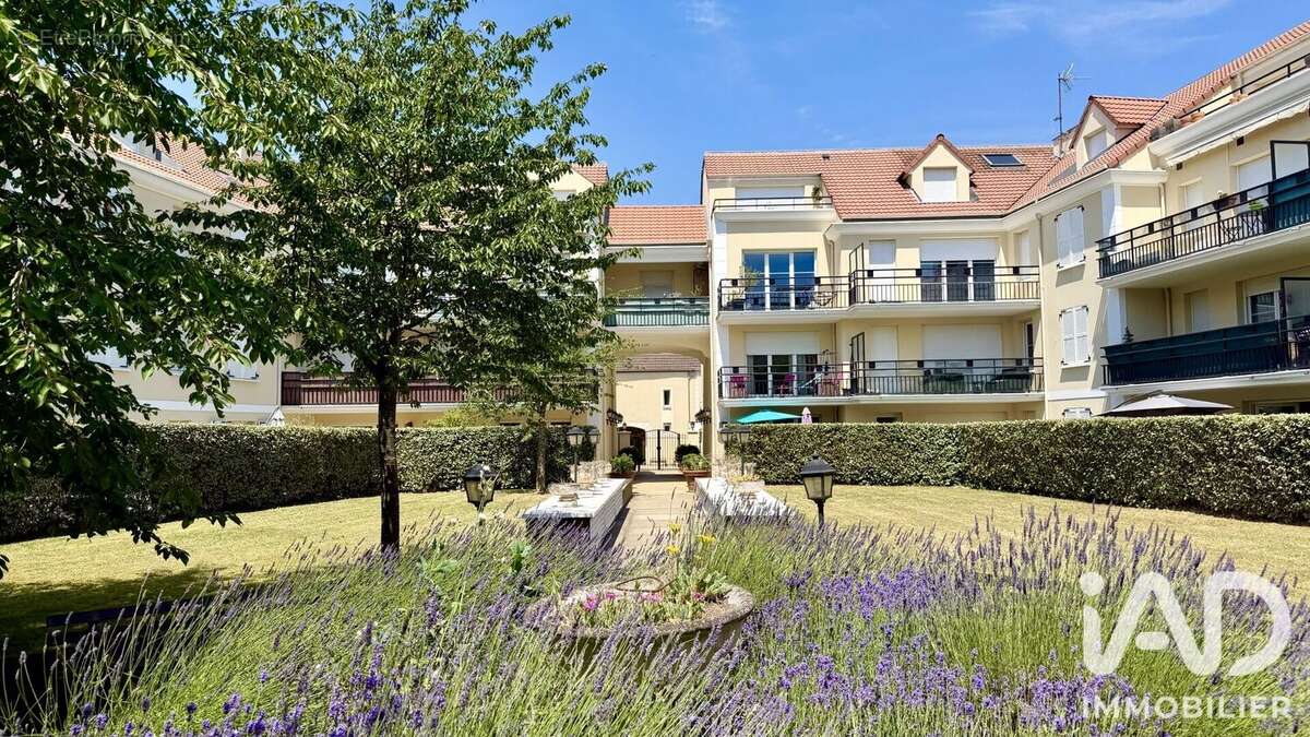 Appartement 60 m² à Trappes  - photo 9