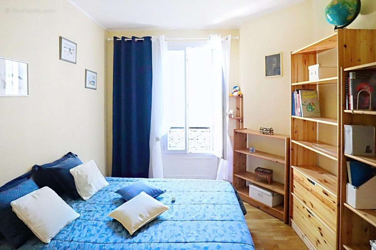Photo 8 - Appartement à SAINT-DENIS