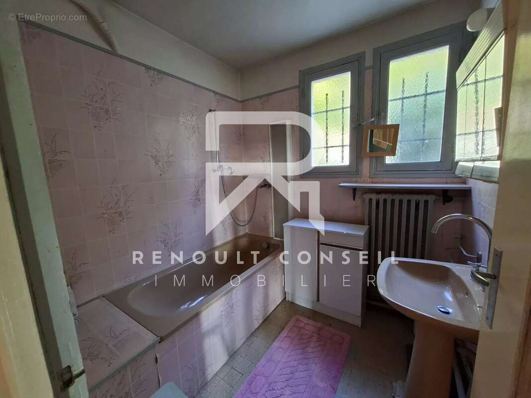 Maison à BEAUMONT-LE-ROGER