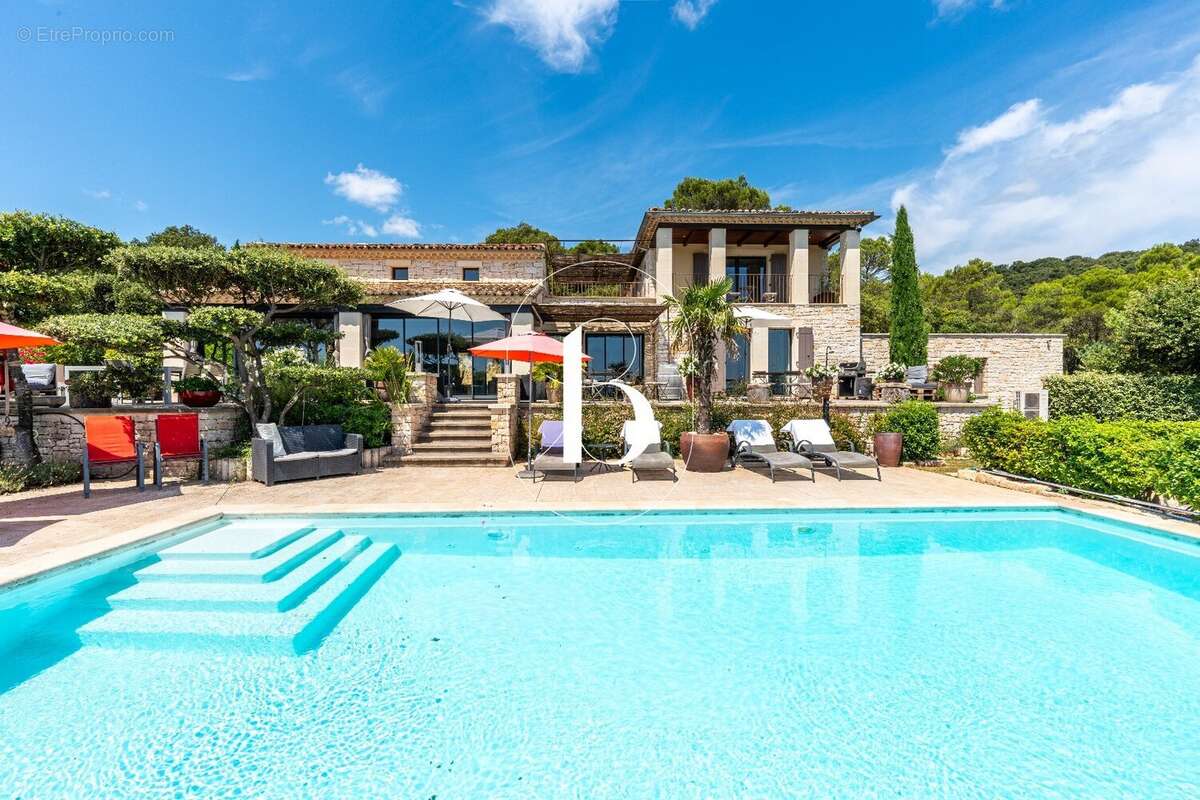 Maison à UZES