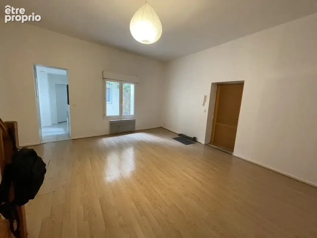 Appartement T3 duplex (côté cour) - Bordeaux PEY BERLAND (rue Castelmoron) - photo 3
