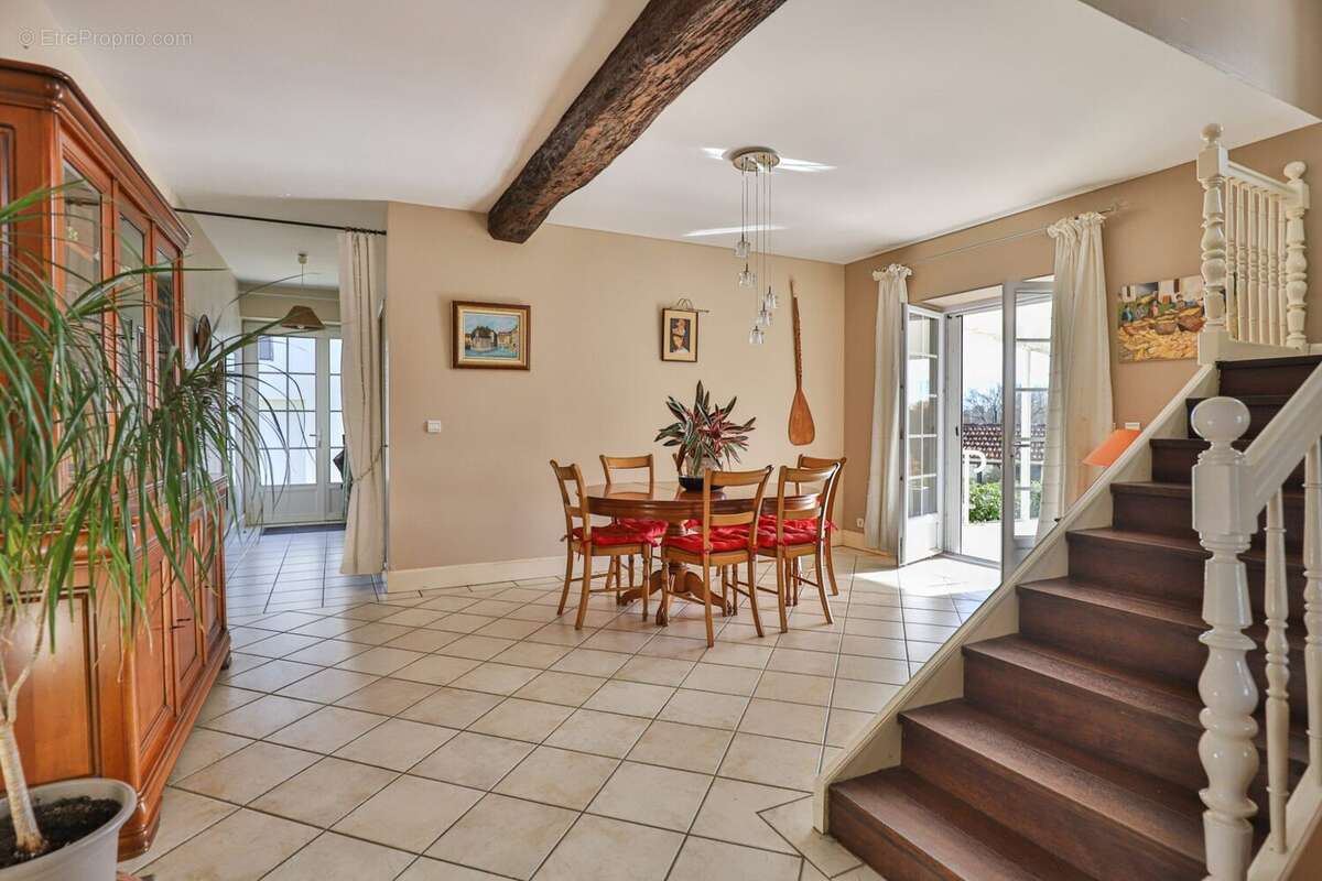 Maison à HAGETMAU