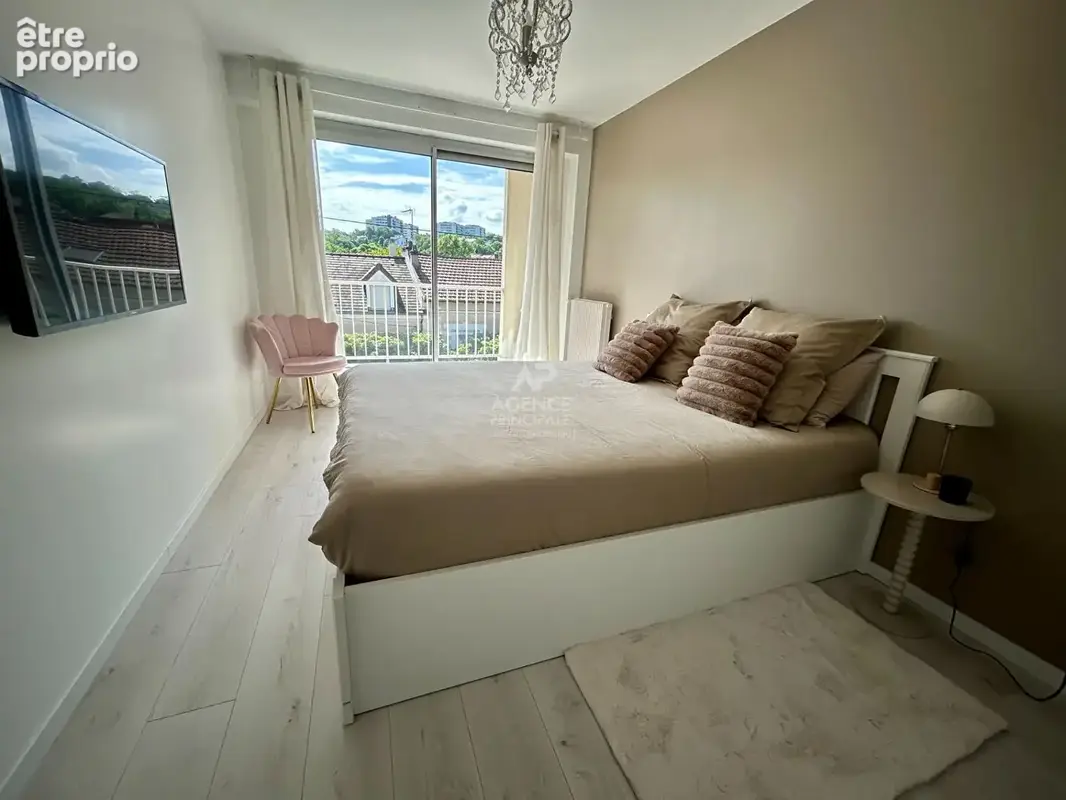 Appartement Poissy 5 pièce(s) 101m2 - photo 8