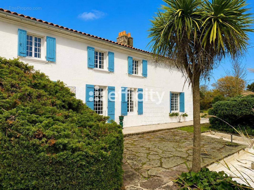Maison à GEAY