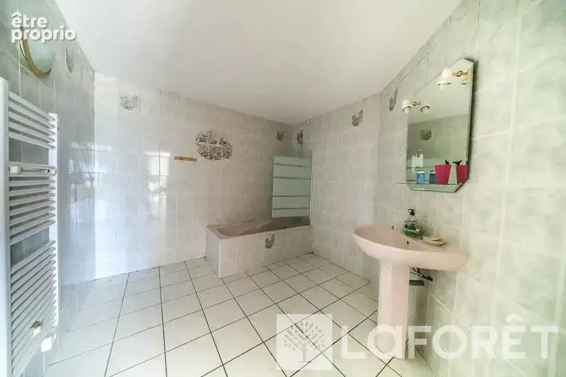 ** maison type 9 - embrun - 9 pièces - photo 9
