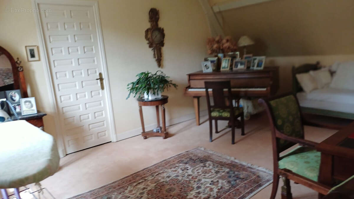 Maison à BELLERIVE-SUR-ALLIER