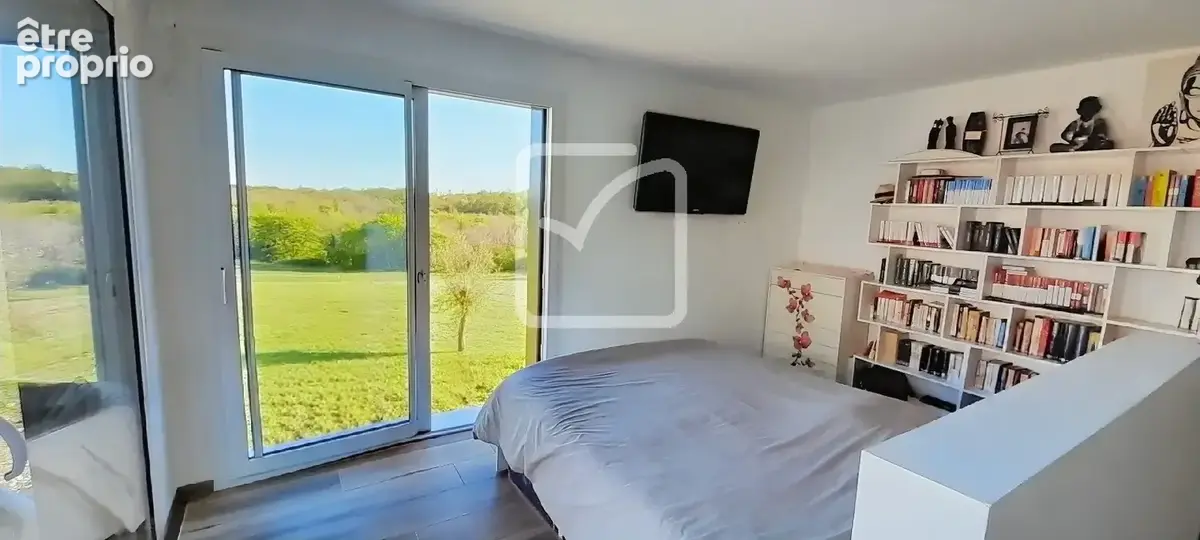 Maison contemporaine de plain-pied avec terrasse et vue dégagée   10 min de Martel - photo 5
