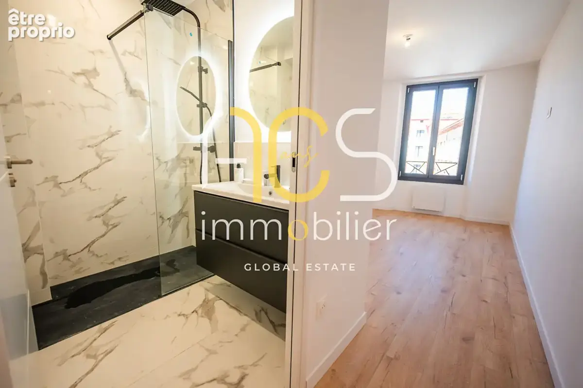 Appartement 4 pièces -  Centre-Ville Saint-Raphaël - Plage à 1min - photo 5