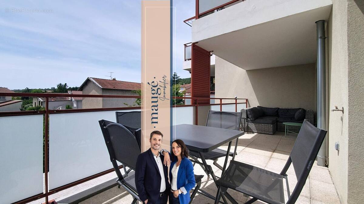 Appartement à CHUZELLES