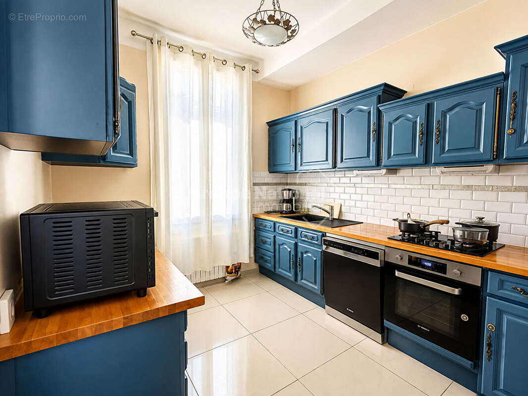 Exclusivite - les 4 chemins - villa t6 de 128 m² environ - terrain clos de 330 m² - annexe de 11 m² - photo 3
