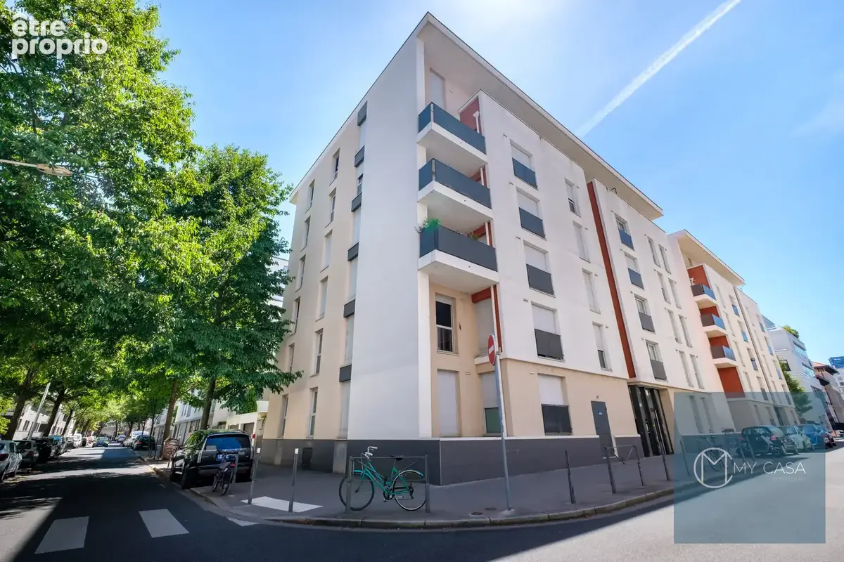 Appartement à LYON-6E
