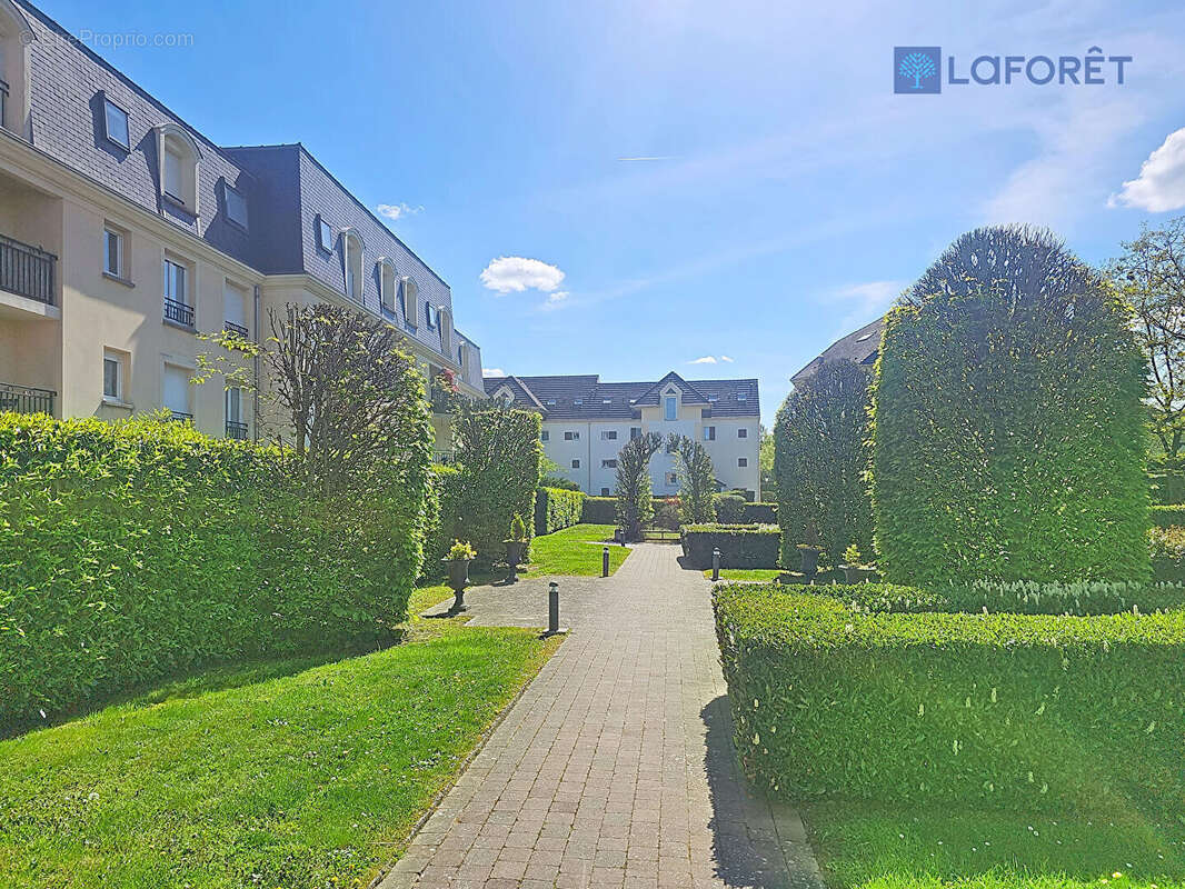 Appartement à MAGNY-LE-HONGRE