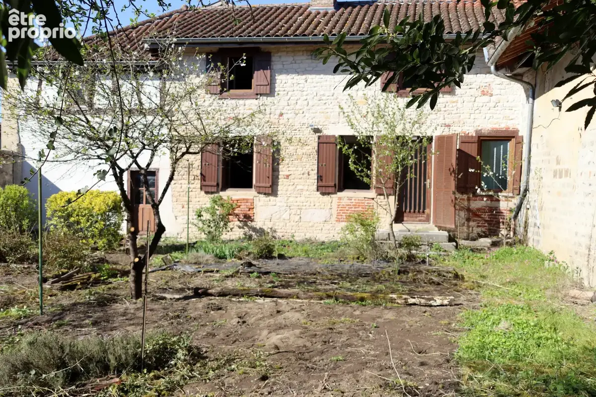 Maison à MONTREVEL-EN-BRESSE