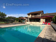 Maison à CHAVEYRIAT