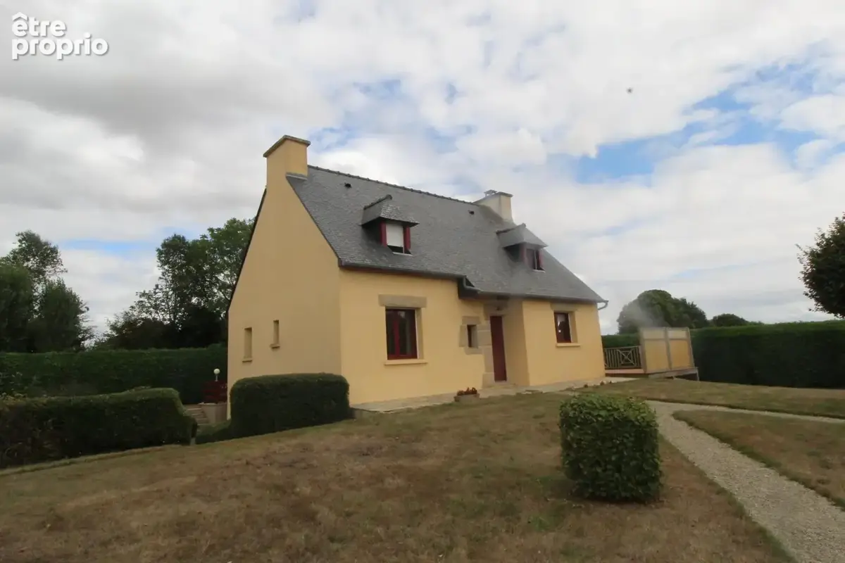 Photo 1 - Maison à PLUMIEUX