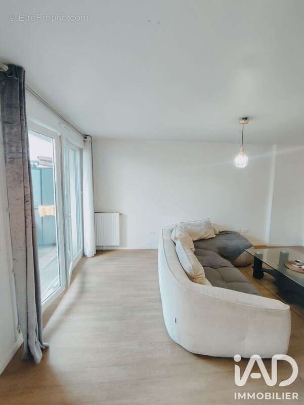 Photo 6 - Appartement à PIERREFITTE-SUR-SEINE