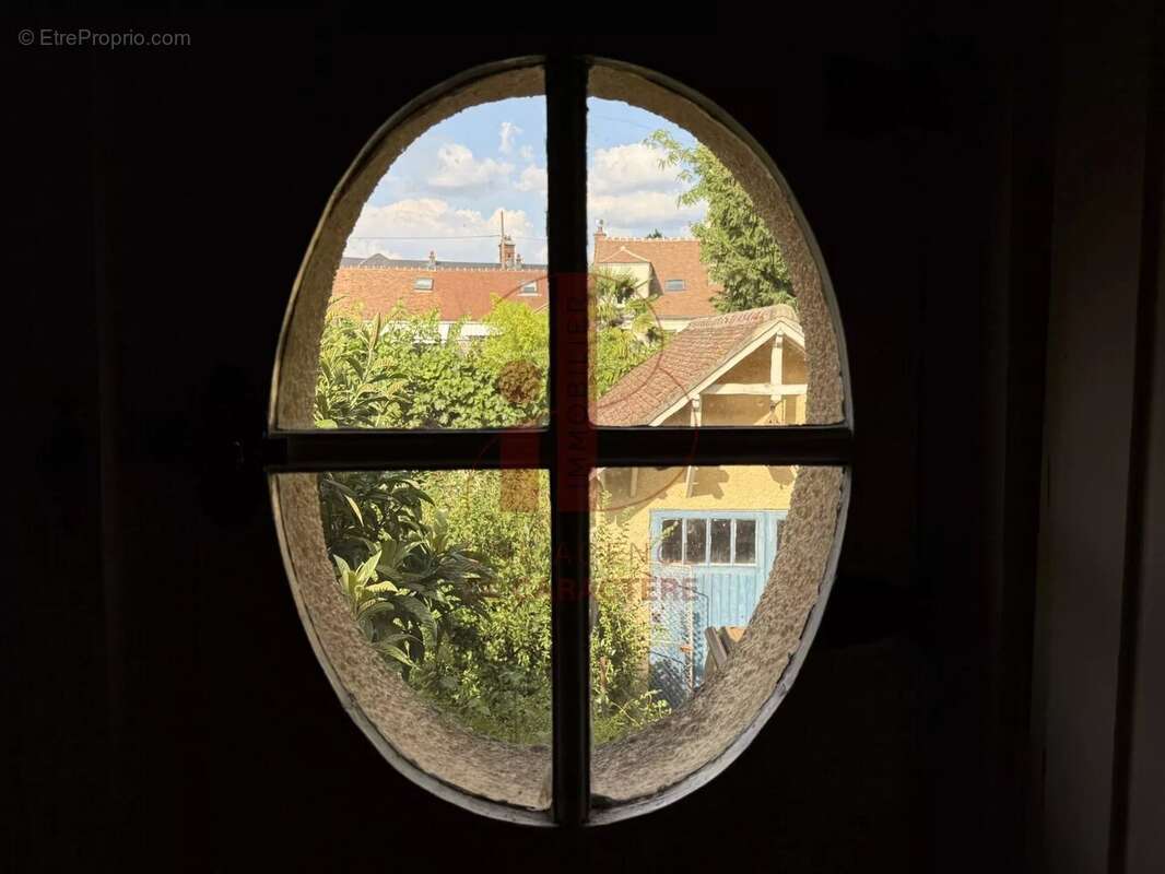 Maison à FONTAINEBLEAU