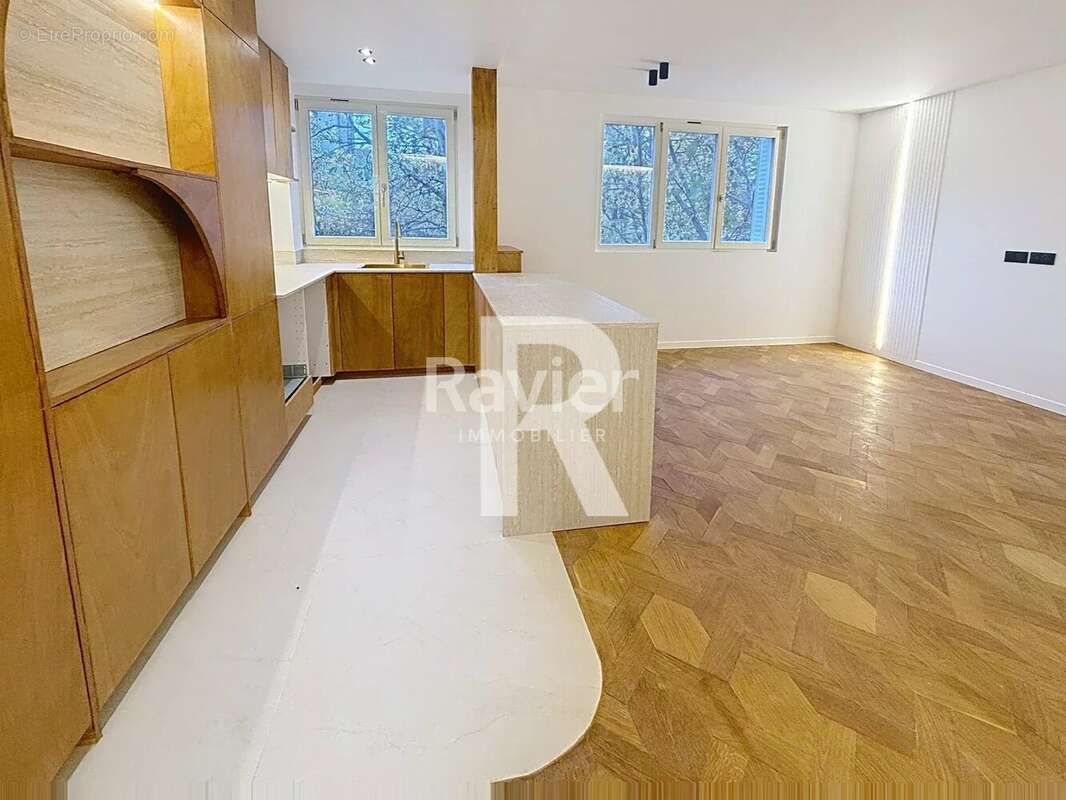 Appartement à BOULOGNE-BILLANCOURT
