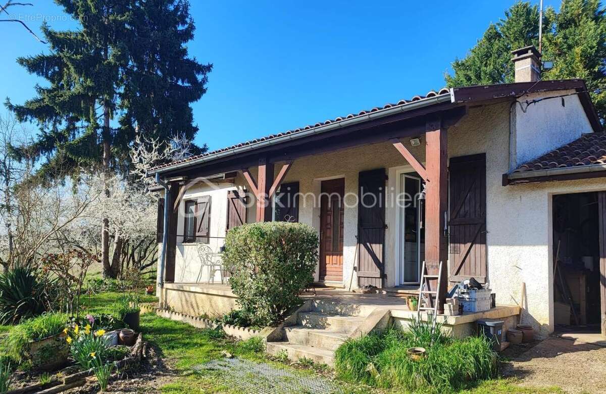 Maison rénovée avec terrain personnalisable – Jusqu'à 1,18 hectare disponible - photo 11
