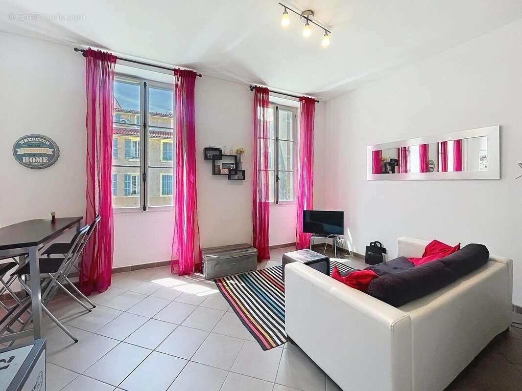 Photo 7 - Appartement à MARSEILLE-1E