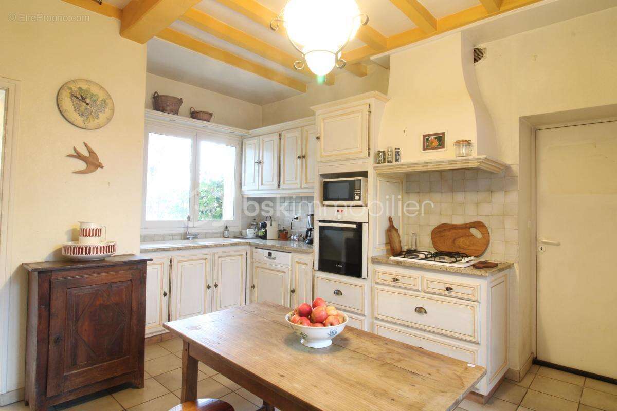 Maison à EUGENIE-LES-BAINS