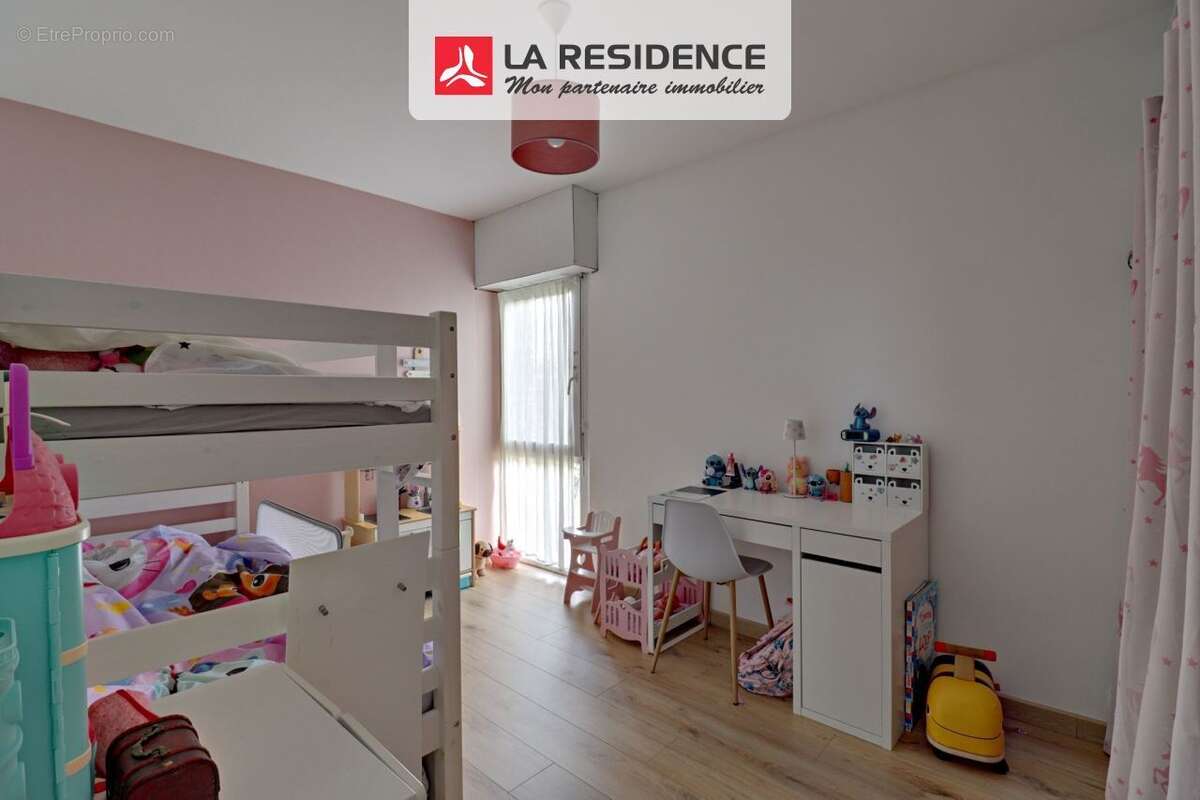 Maison à VERNEUIL-SUR-SEINE