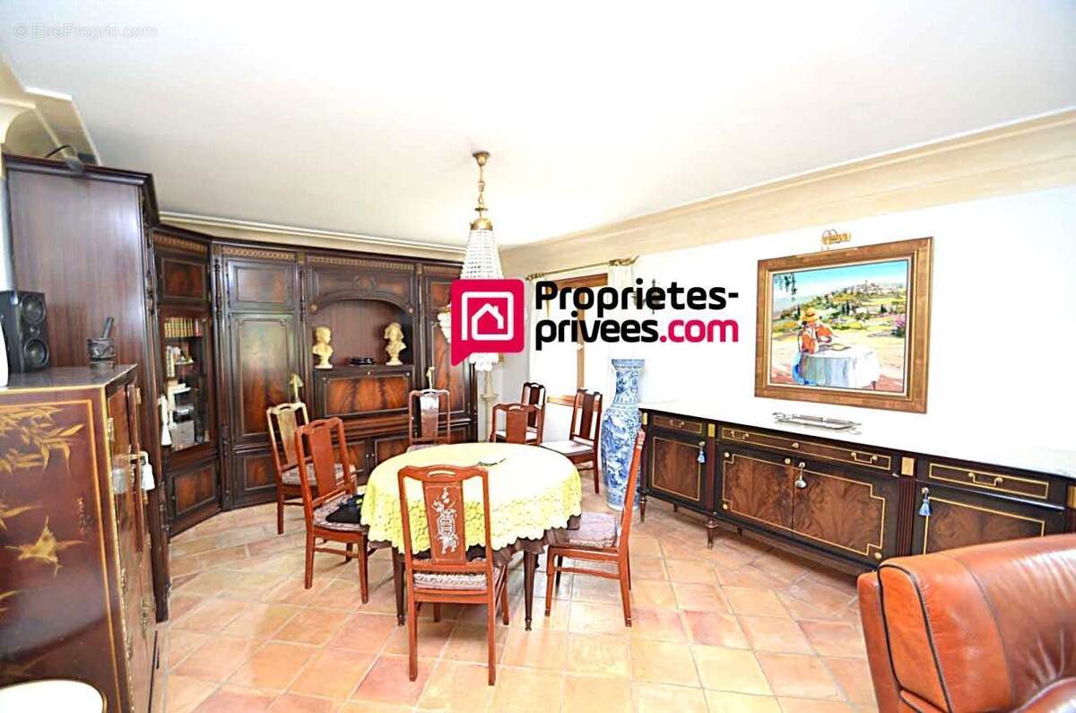 Maison à FIGANIERES